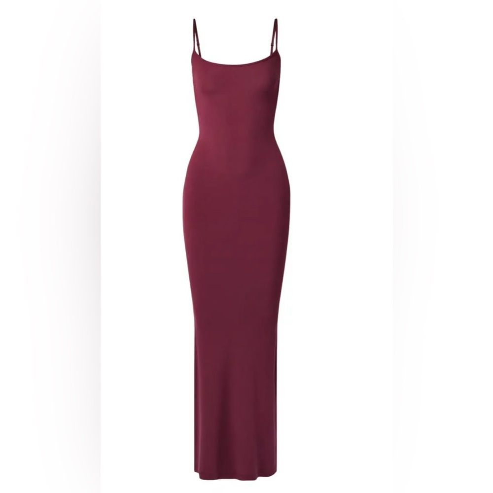 SKIMS Burgundy Maxi Dress ( color "wine") size L NWT
